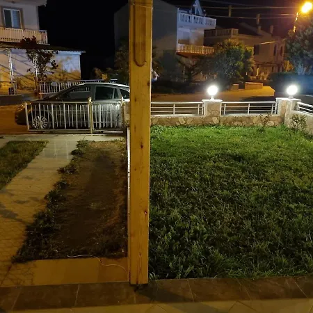 Family-friendly 3br 50m To Quiet & Spacious In فيلة Ayvalı