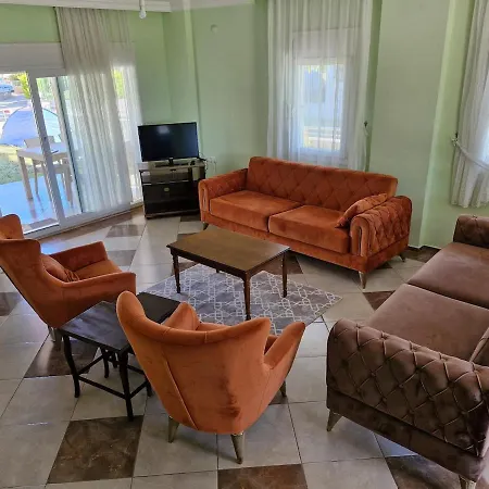 Family-friendly 3br 50m To Quiet & Spacious In Ayvalik