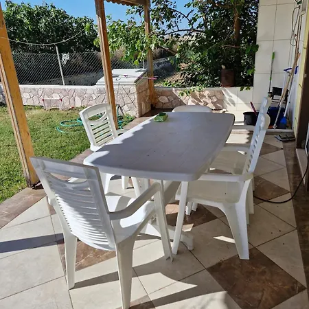 Family-friendly 3br 50m To Quiet & Spacious In Villa