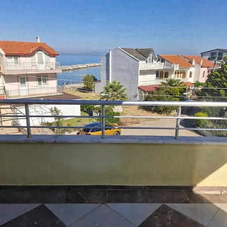 Villa Family-friendly 3br 50m To Quiet & Spacious In